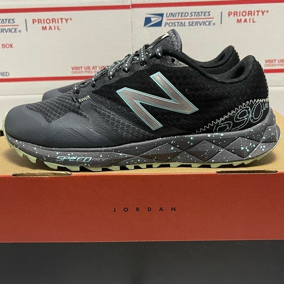 New Balance 690 AT Running Shoes “WT690LA1 / Black Light Blue” outdoor Sneaker - Picture 2 of 7
